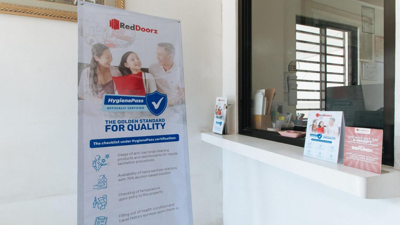 Hotel RedDoorz near SM Bicutan Paranaque City Zewnętrze zdjęcie