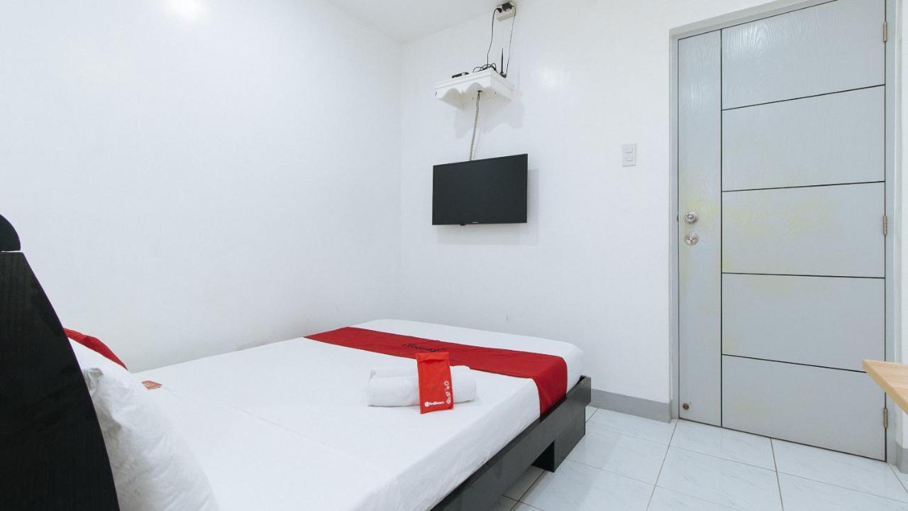 Hotel RedDoorz near SM Bicutan Paranaque City Zewnętrze zdjęcie