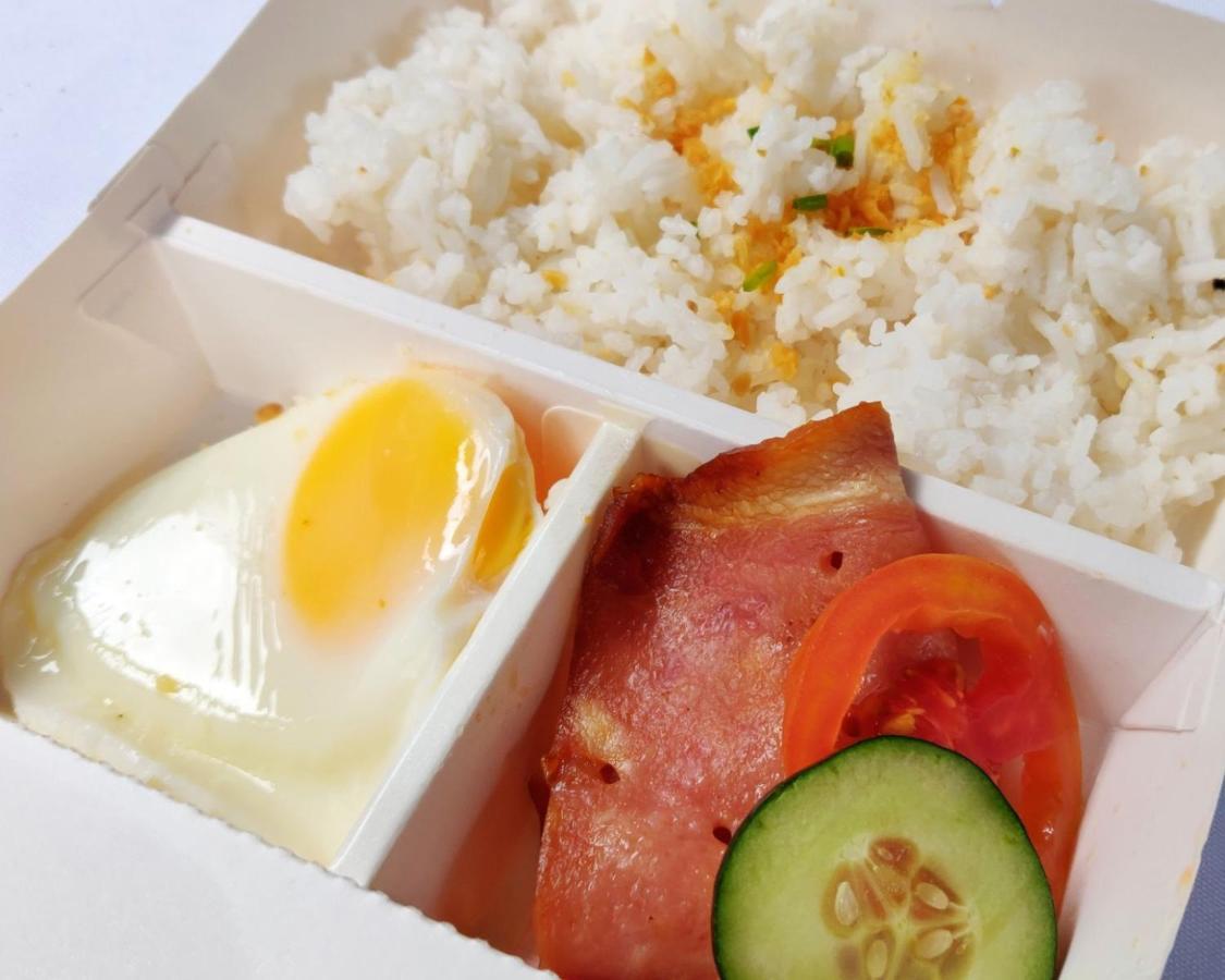 Hotel RedDoorz near SM Bicutan Paranaque City Zewnętrze zdjęcie