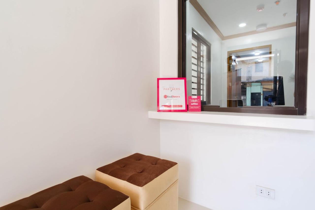 Hotel RedDoorz near SM Bicutan Paranaque City Zewnętrze zdjęcie