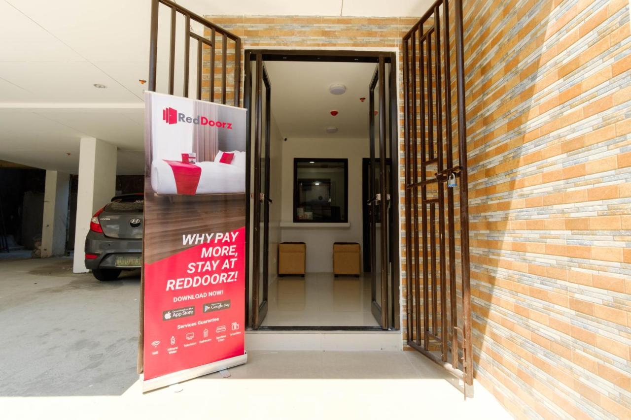 Hotel RedDoorz near SM Bicutan Paranaque City Zewnętrze zdjęcie