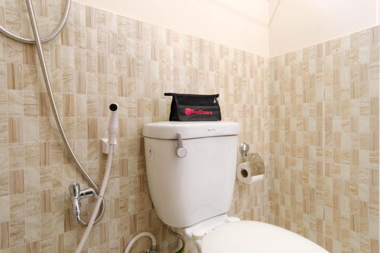 Hotel RedDoorz near SM Bicutan Paranaque City Zewnętrze zdjęcie